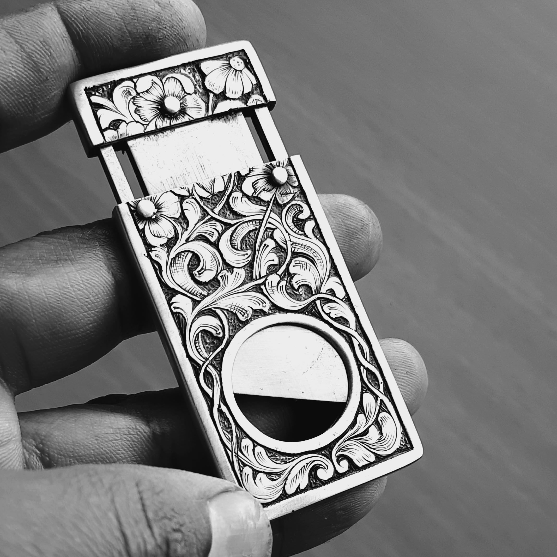 HERMES Cigar cutter in silver plated metal with chevrons…